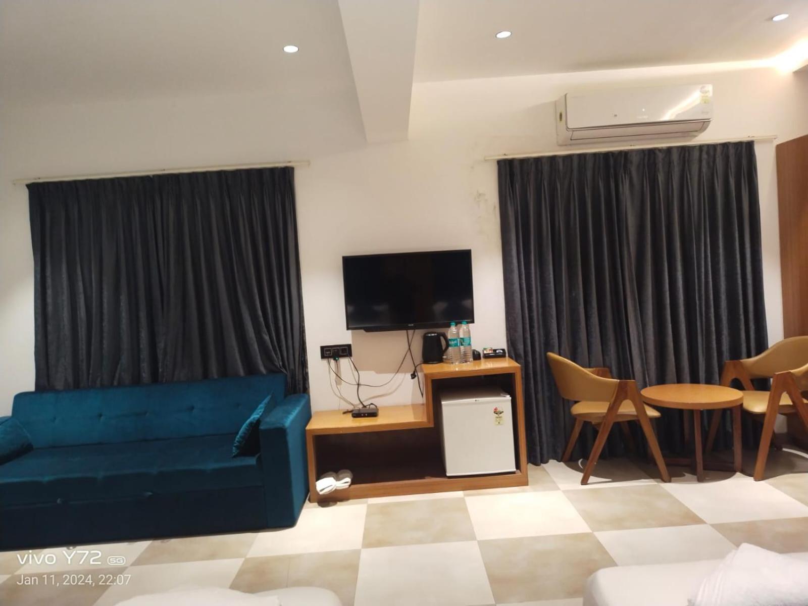 Garden Hotel 4*