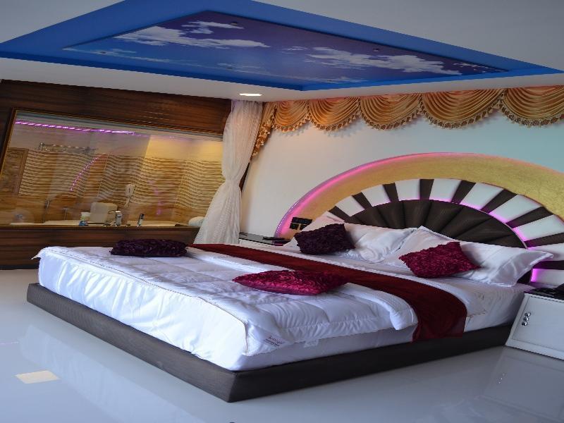 Hotel Jazira