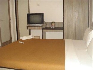 Sai Kripa Imperial Hotel 2*