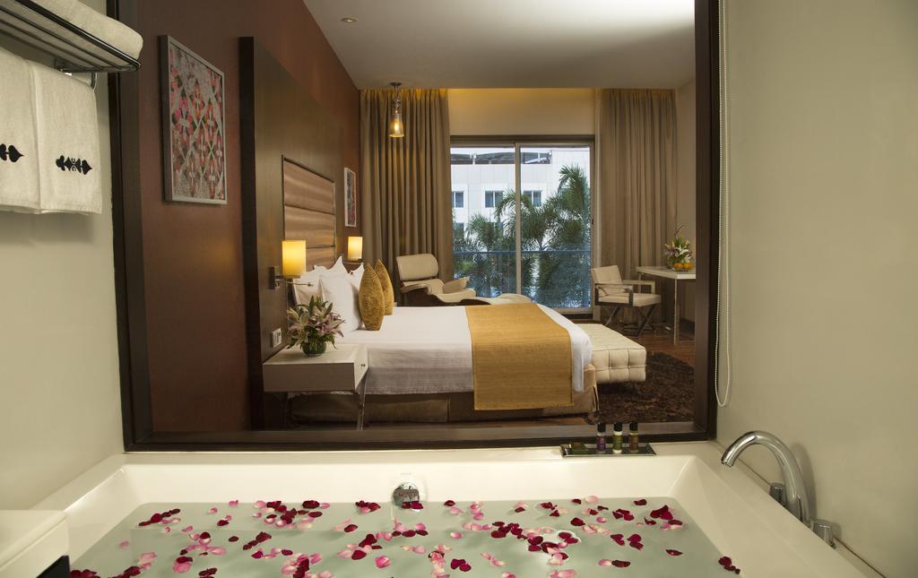 Hotel The Deltin 5*