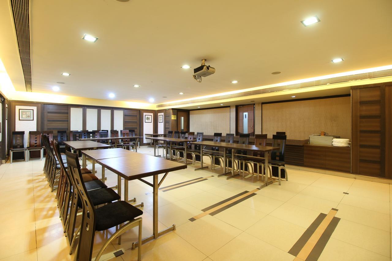 Gurukripa Hotel 3*