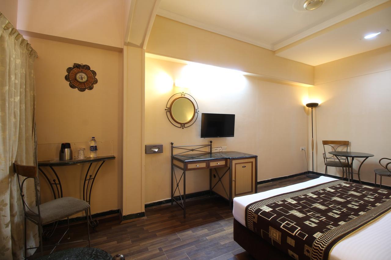 Gurukripa Hotel