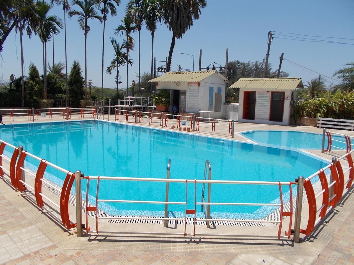 Sandy Resort