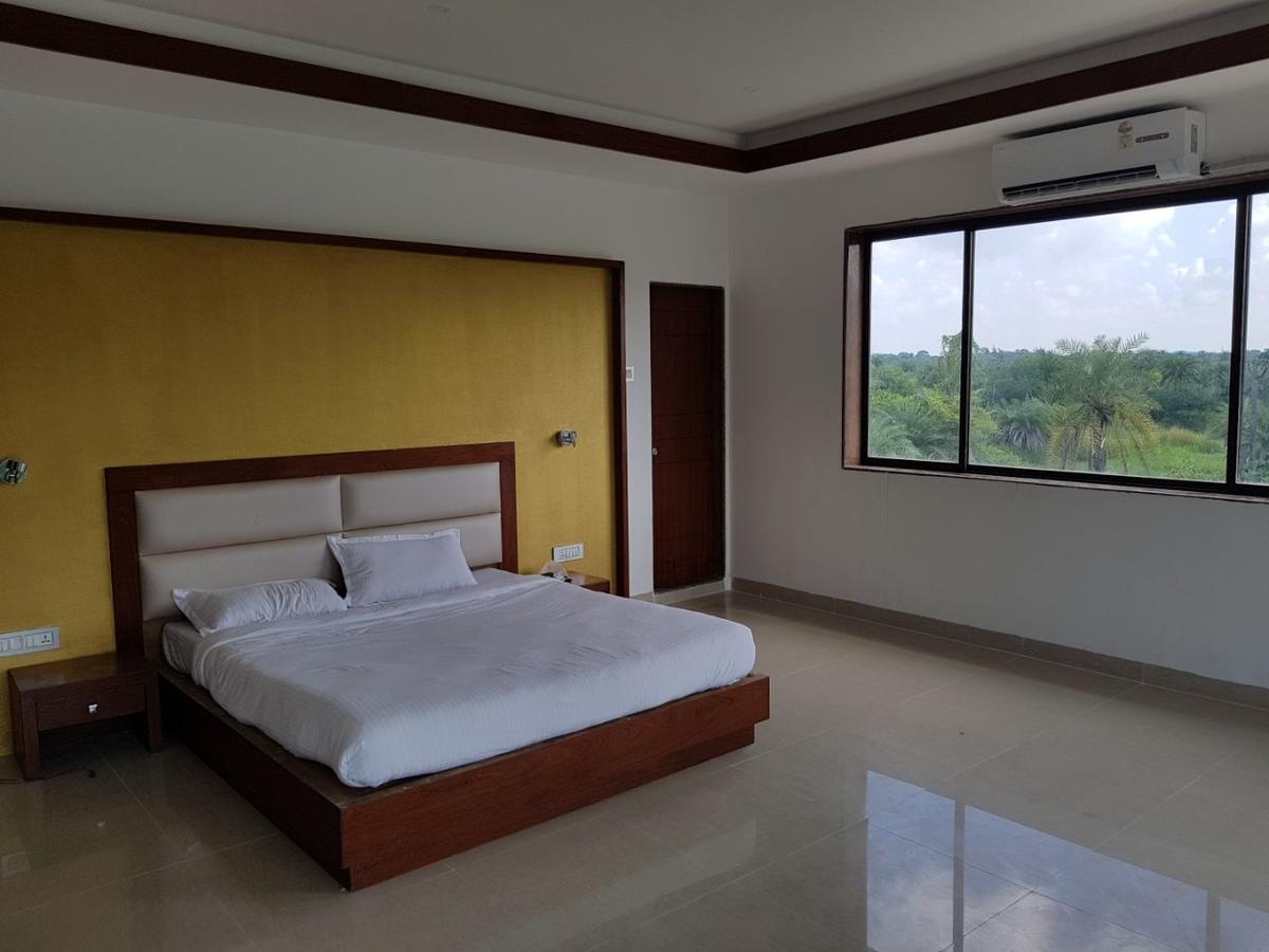 Hotel Tania Searock