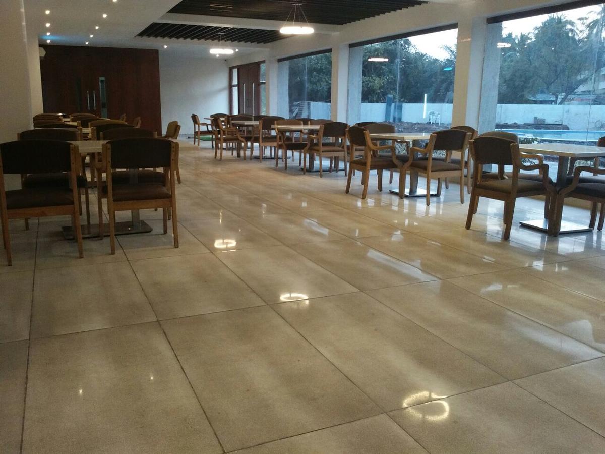 Hotel Tania Searock 3*