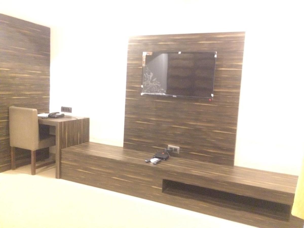 Silver Sands Resort Daman