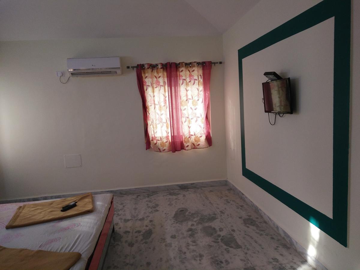 Hotel Summer House 2*