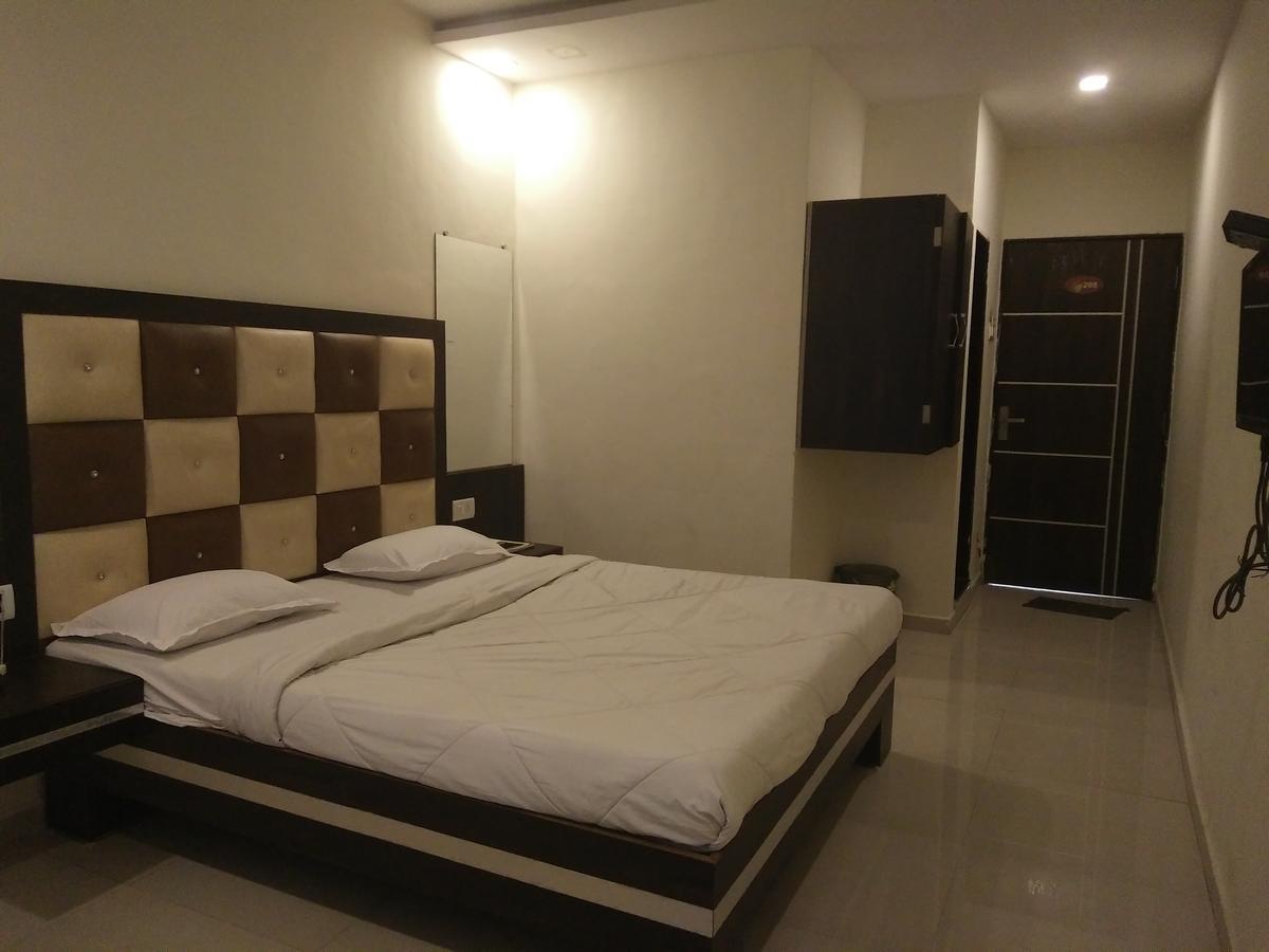 Summer House 2* Daman