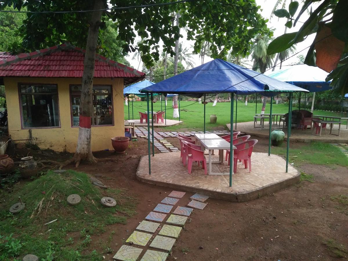Summer House Hotel Daman