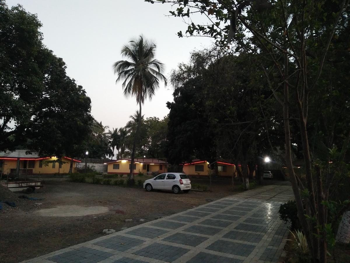 Summer House Hotel 2*