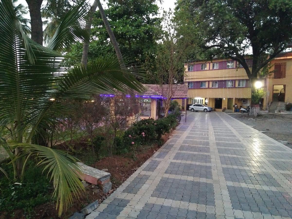 Summer House Hotel