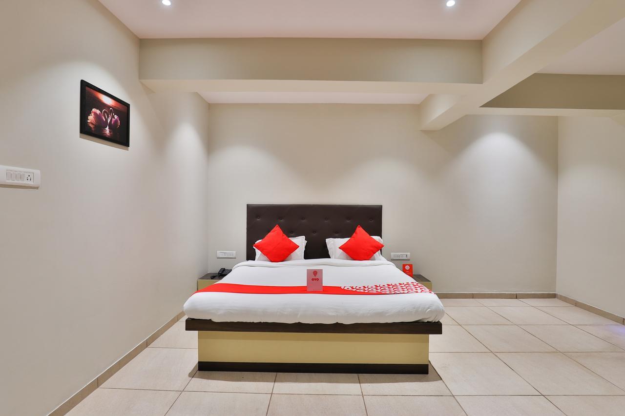Hotel Navya Palace Daman