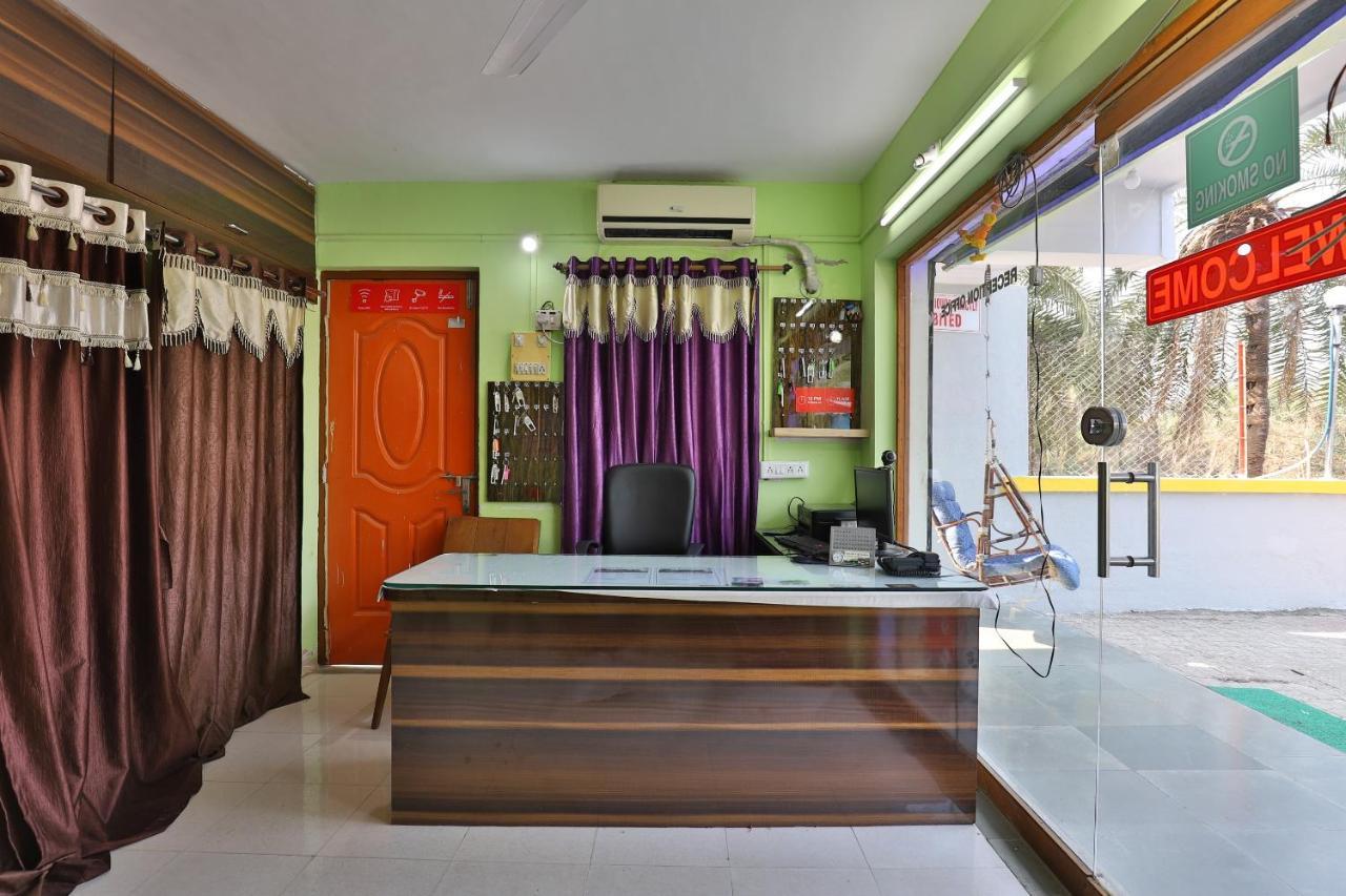 Hotel Oyo 24833 Silver 3*
