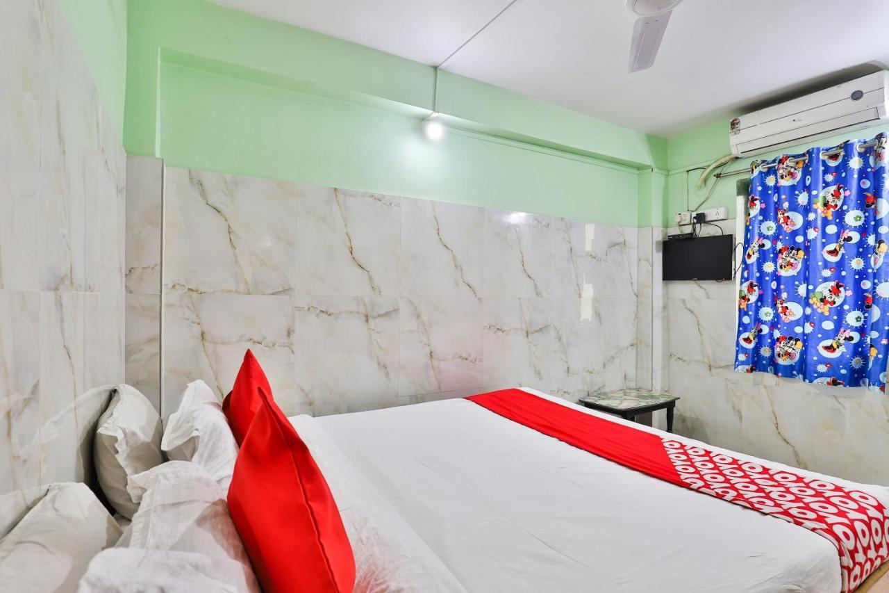 Hotel Oyo 24833 Silver 3*