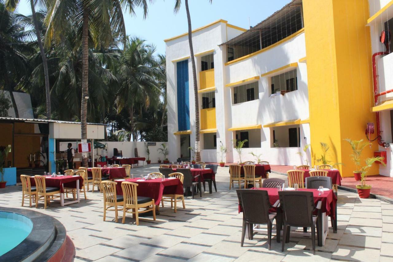 Resort Sea Rock 3*