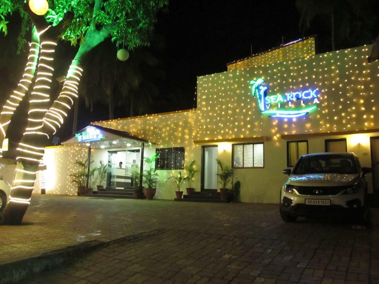 Sea Rock Resort Daman