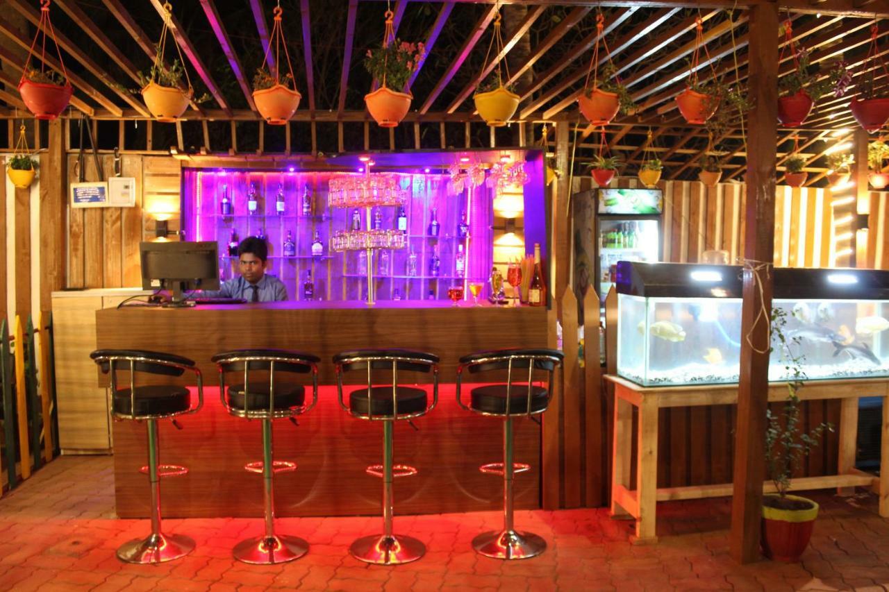 Sea Rock 3* Daman