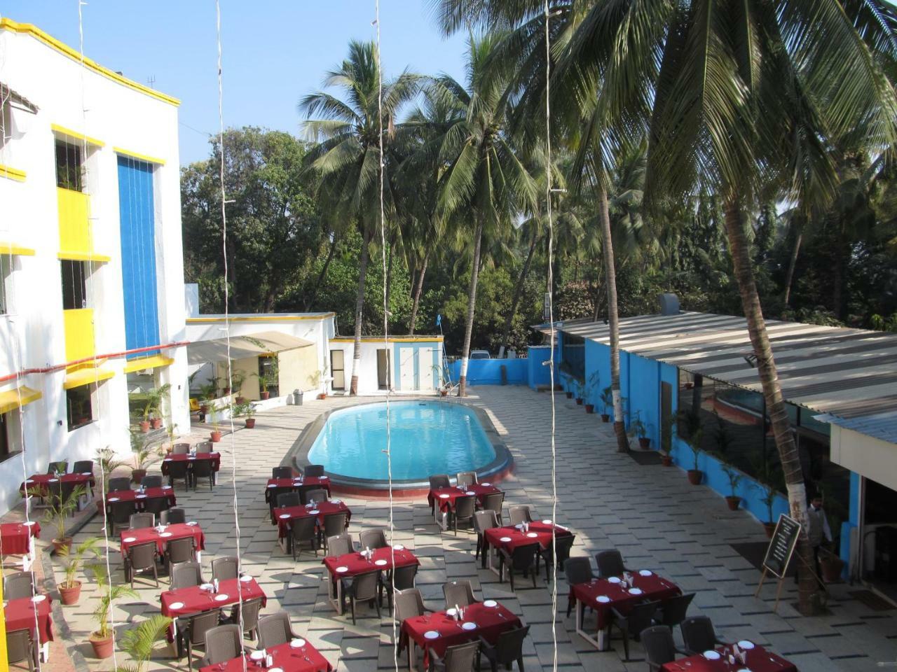 Resort Sea Rock 3*