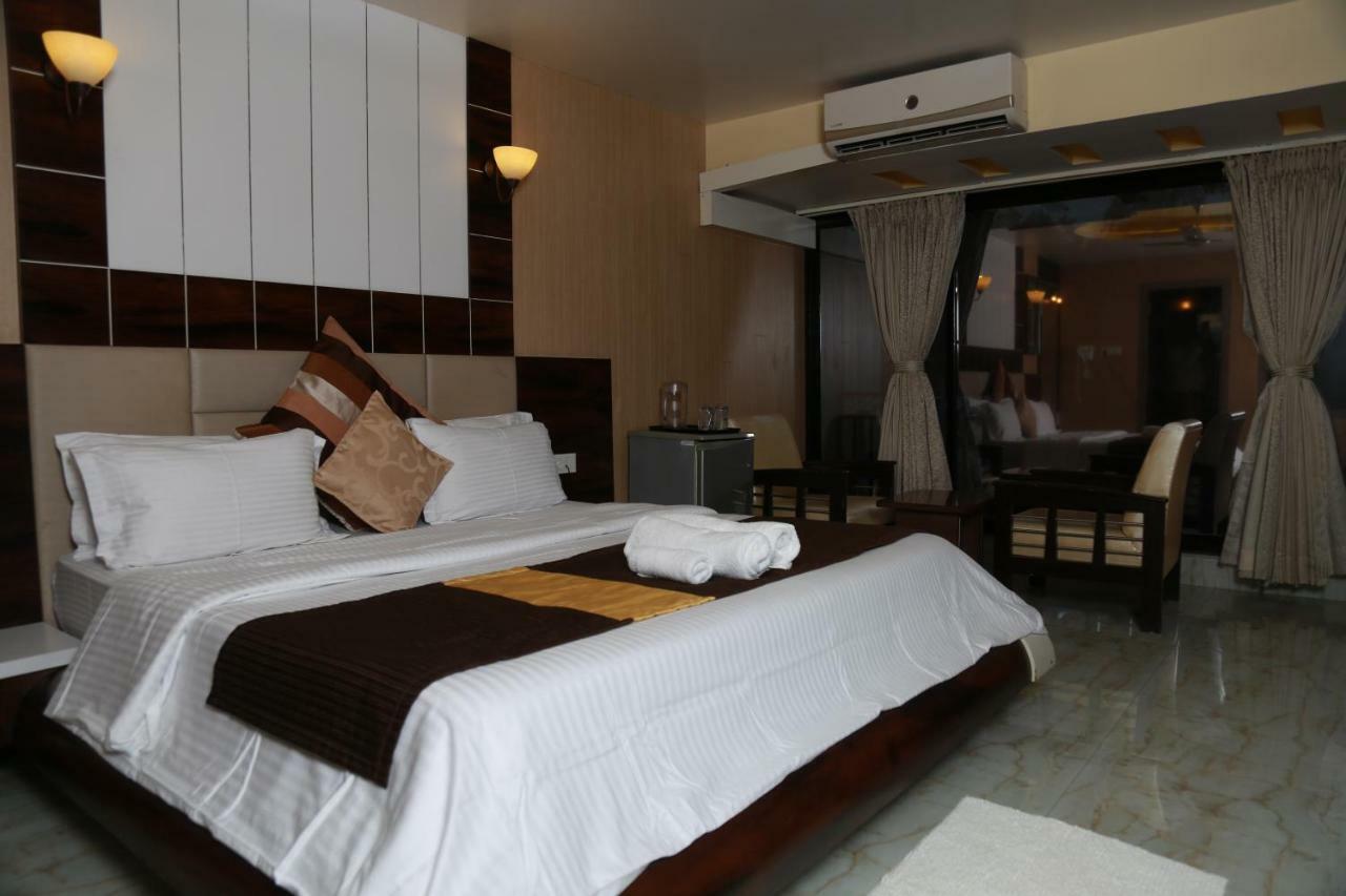 De - Resort 3*