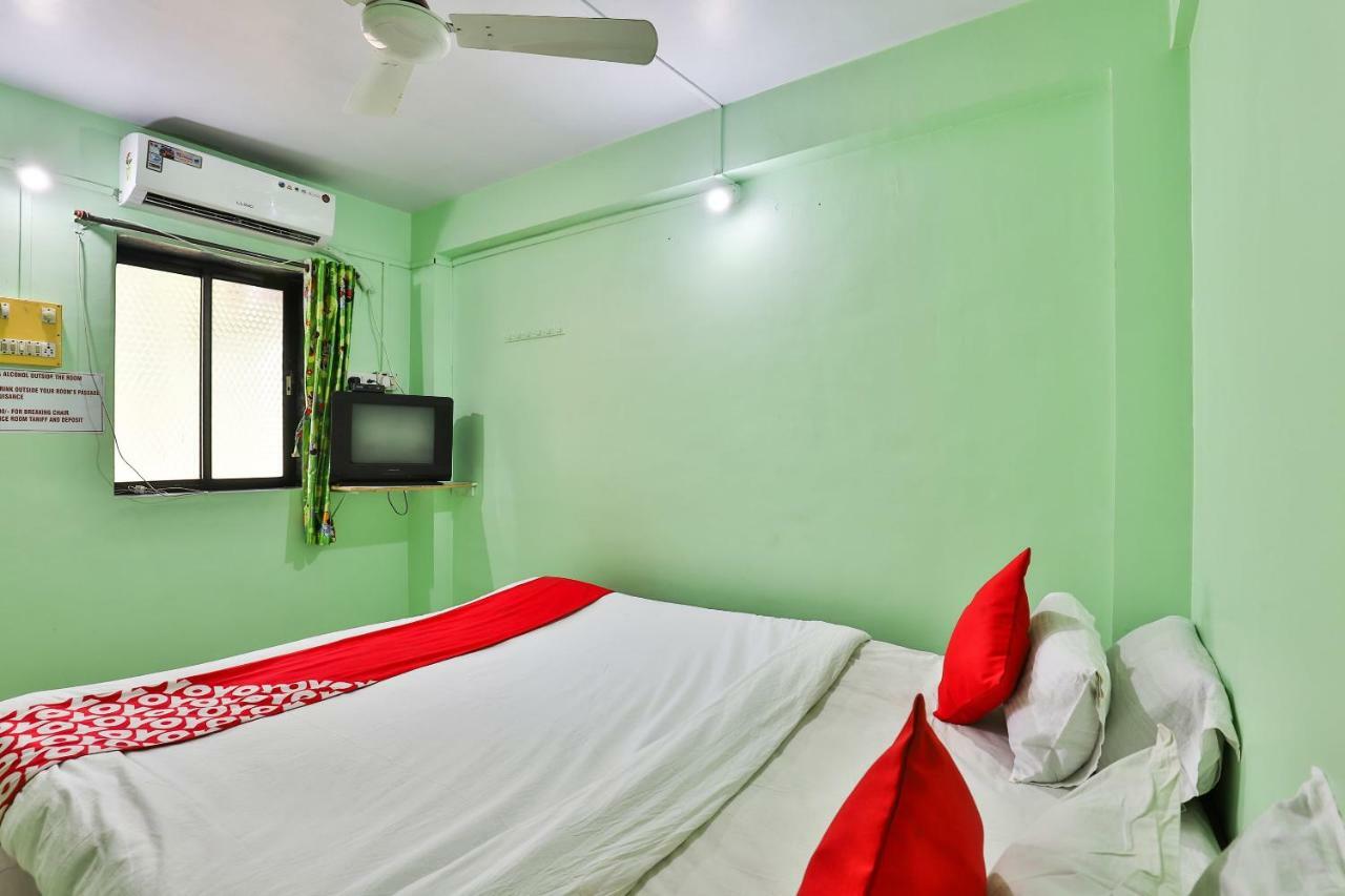 Hotel Oyo 24833 Silver Daman
