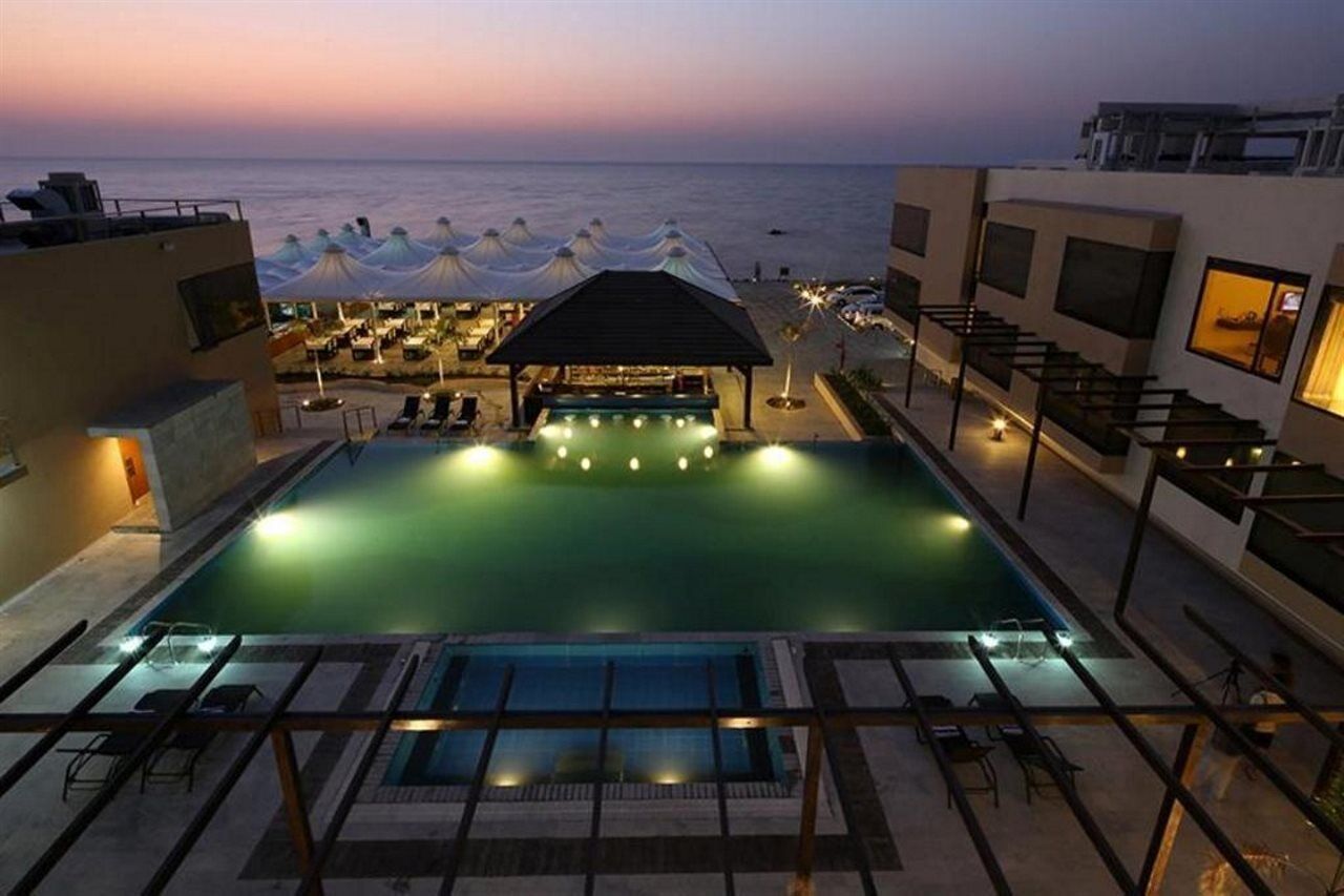 Resort The Gold 4*