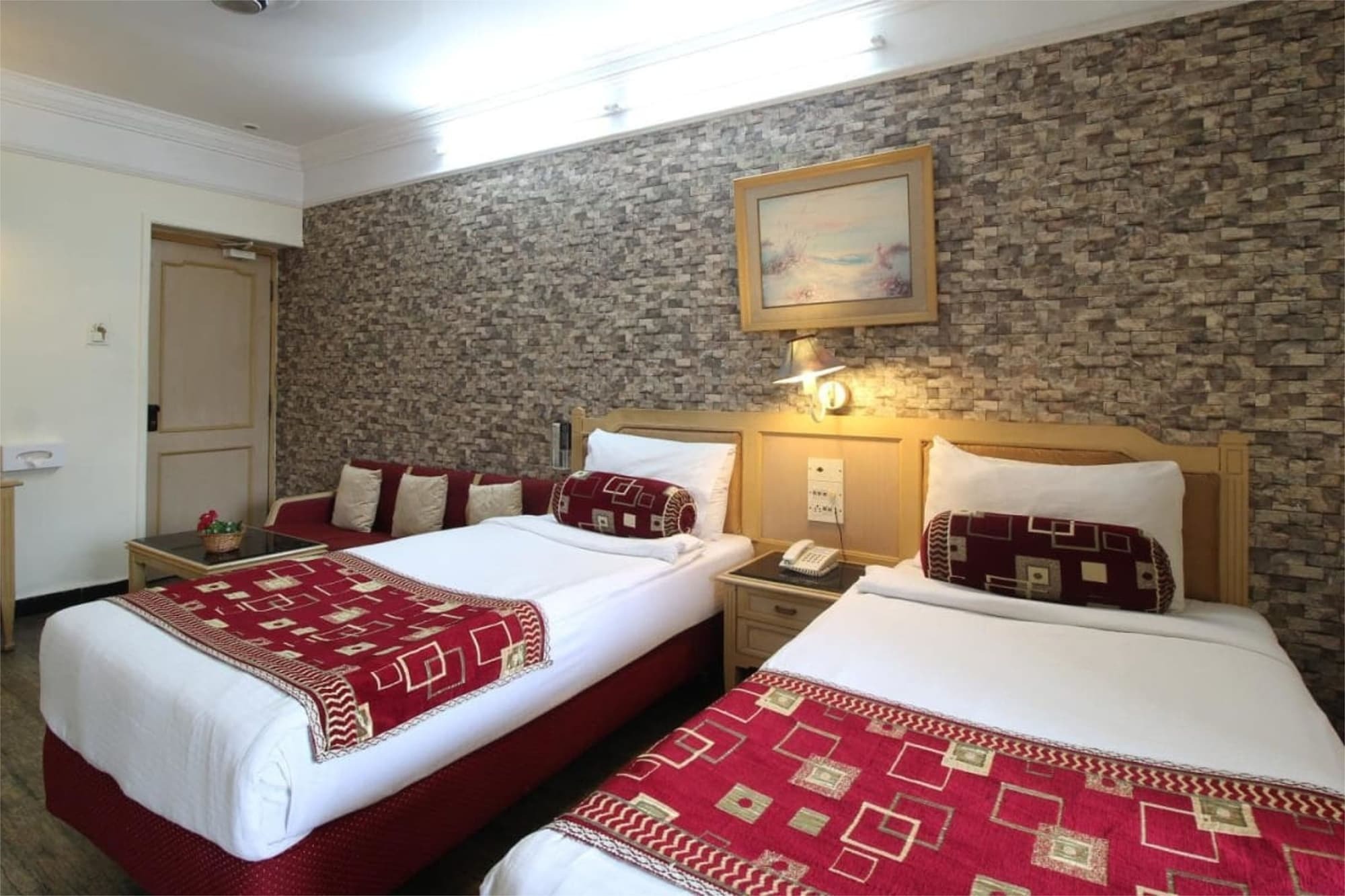 Sovereign 3* Daman