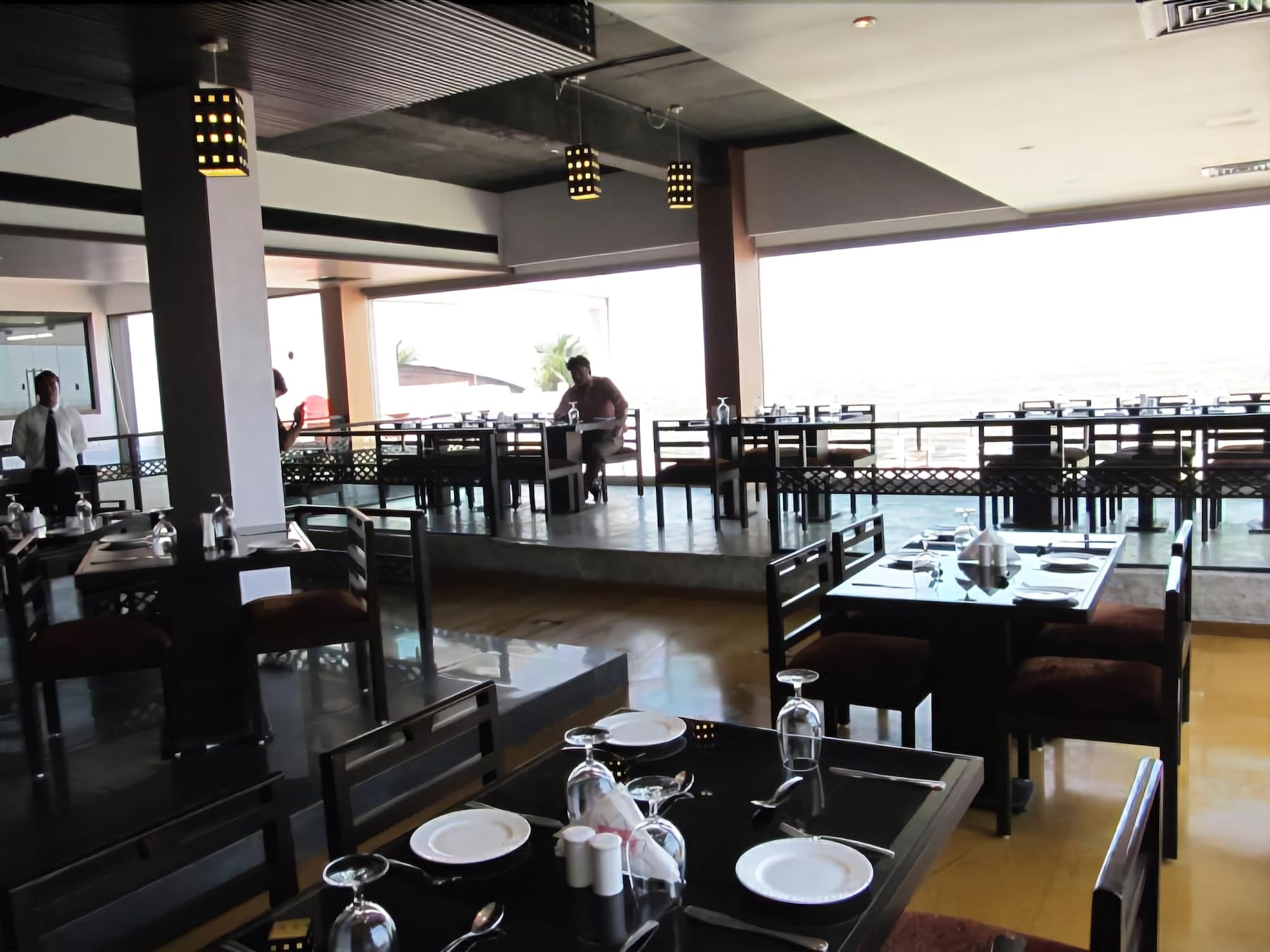 Sea Rock Hotel