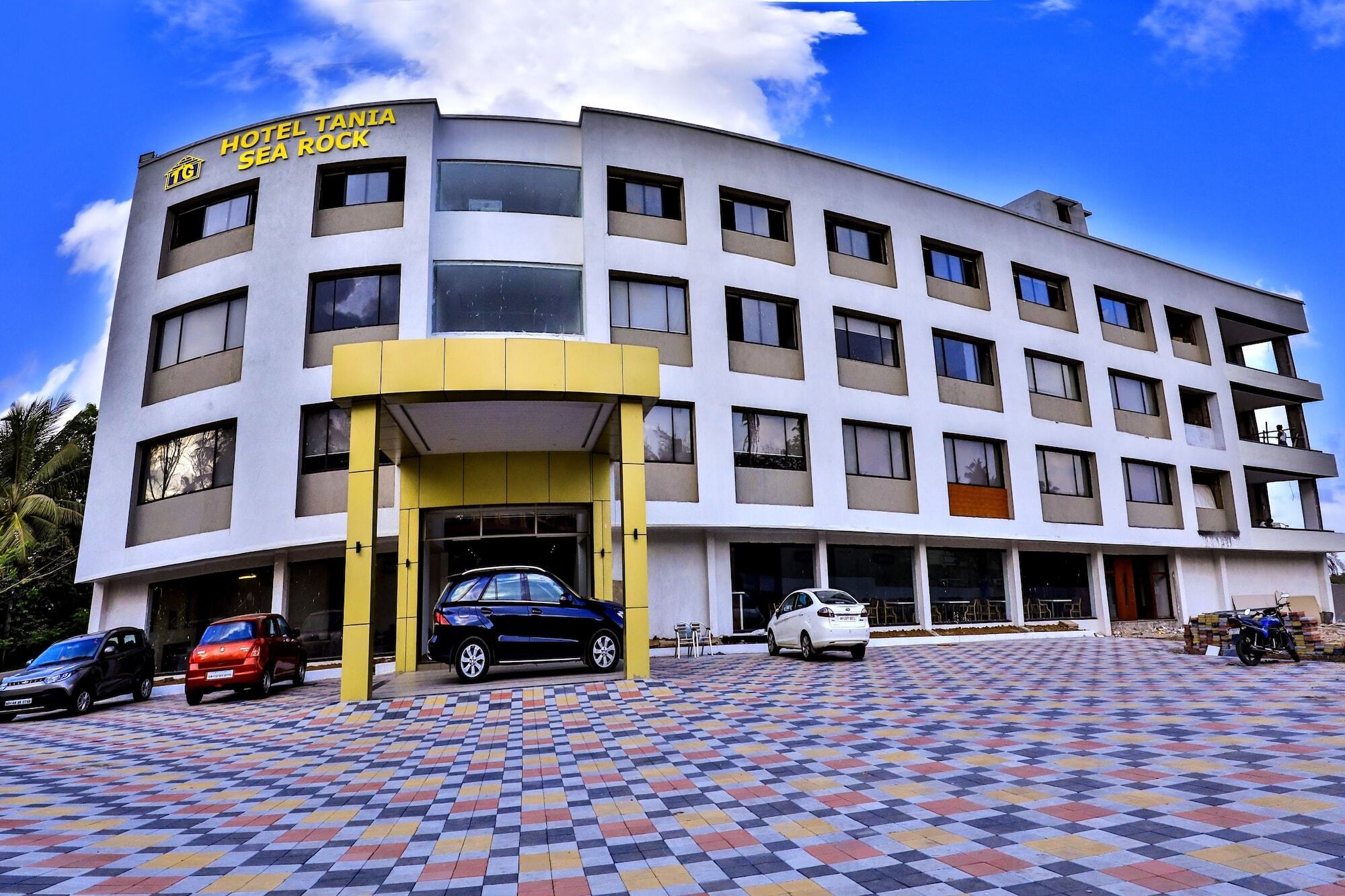 Tania Searock Hotel Daman