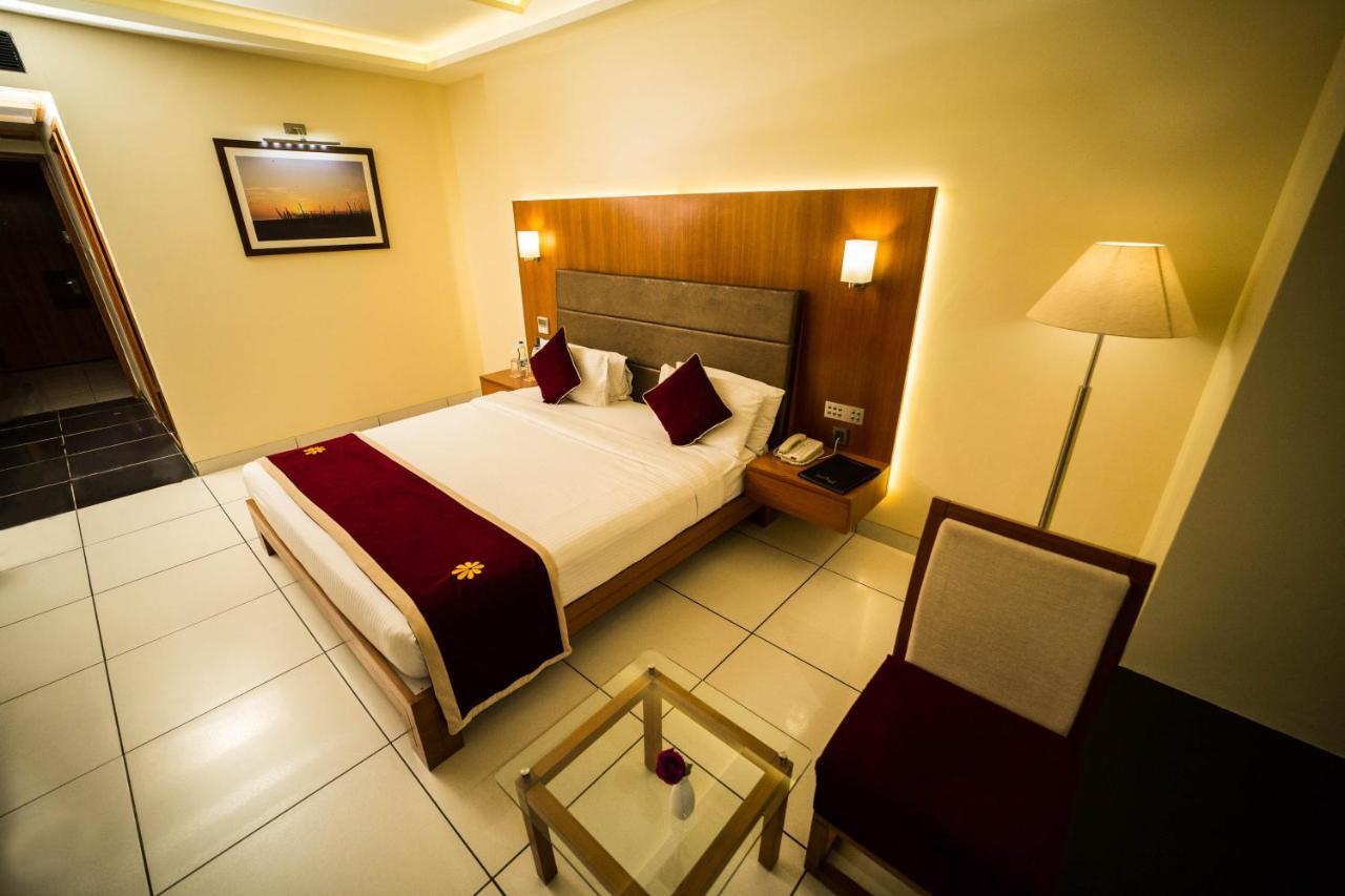Resort The Gold Daman