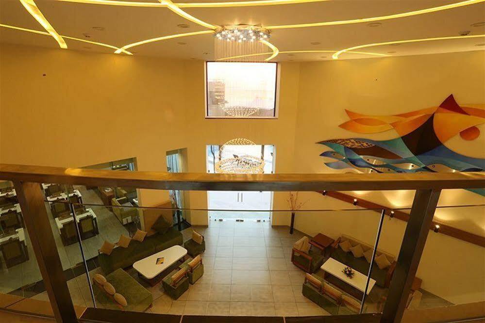Resort The Gold Daman