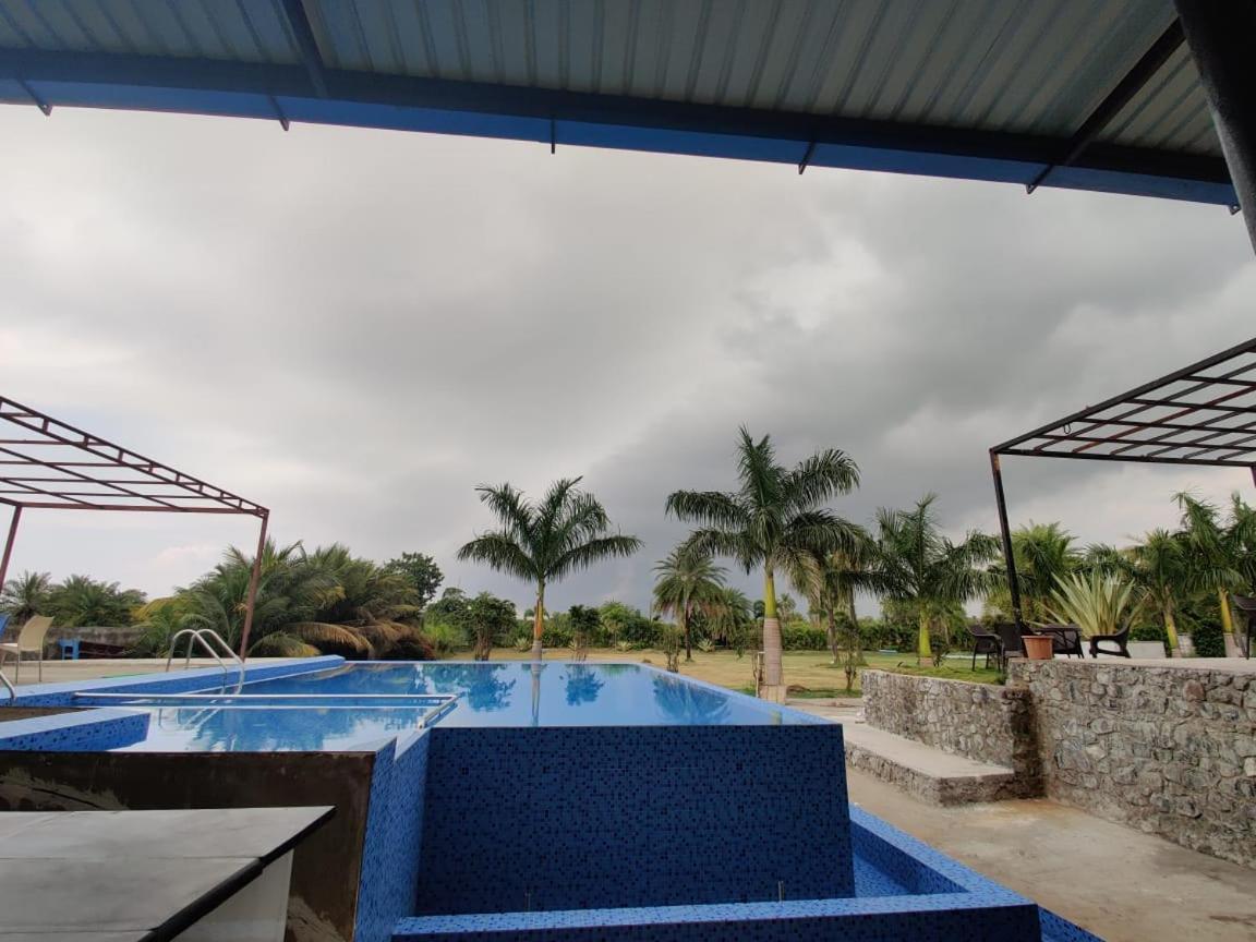 Silent Hotel Daman
