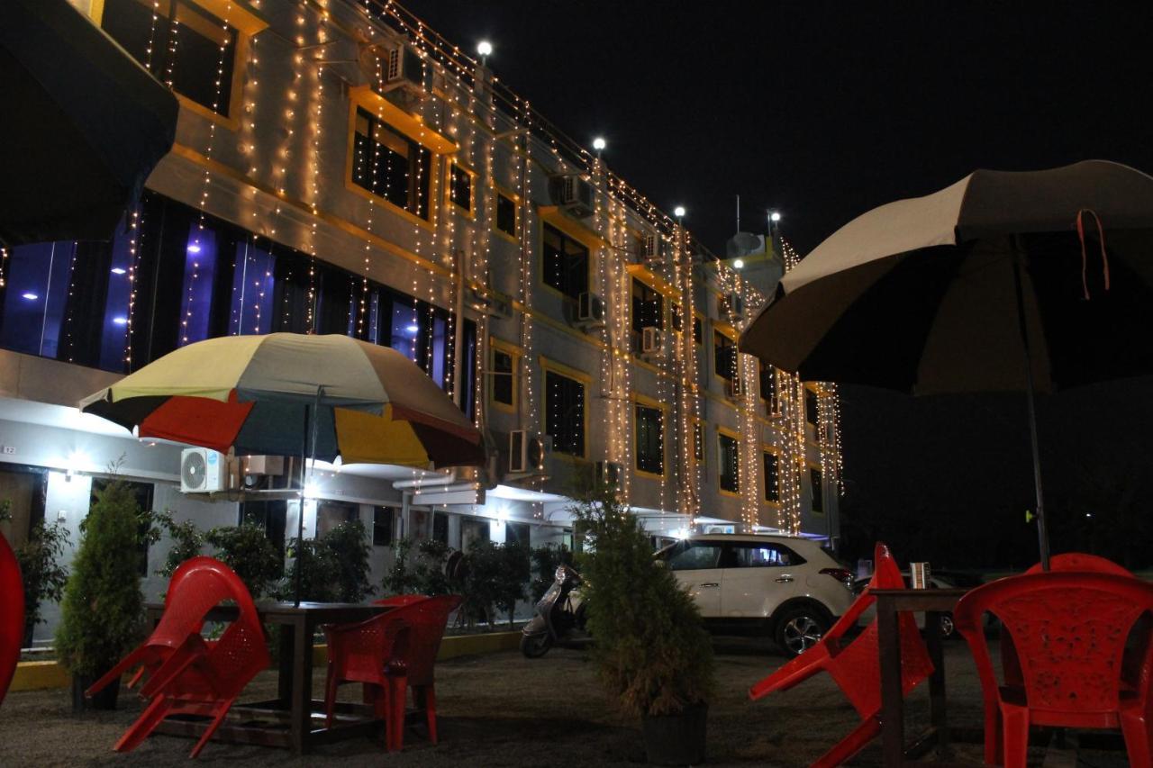 Silver Hotel